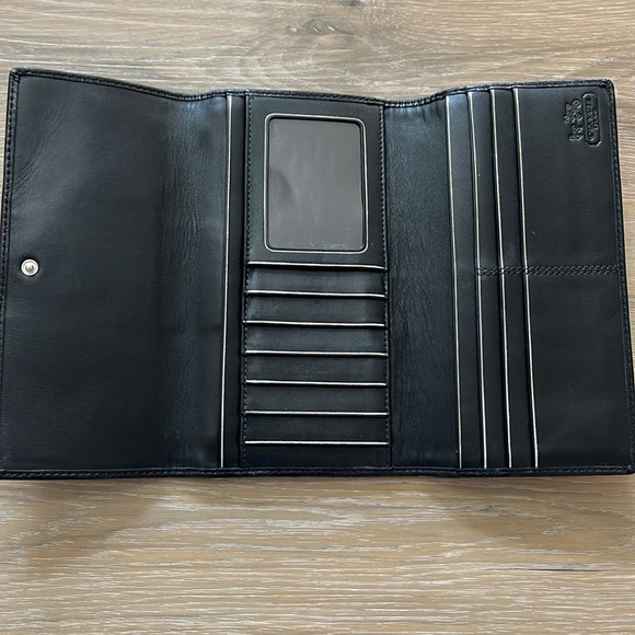 MONOGRAM COACH WALLET - Picture 3 of 4